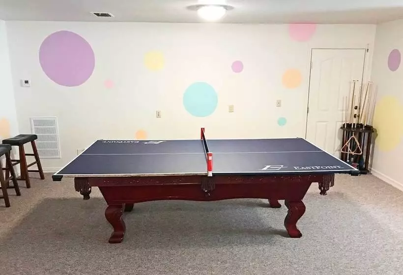 Spacious Stallion Lake Ranch Home W/ Patio