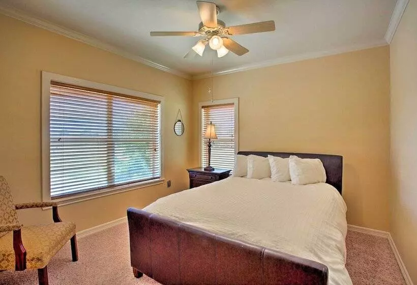 Spacious Stallion Lake Ranch Home W/ Patio