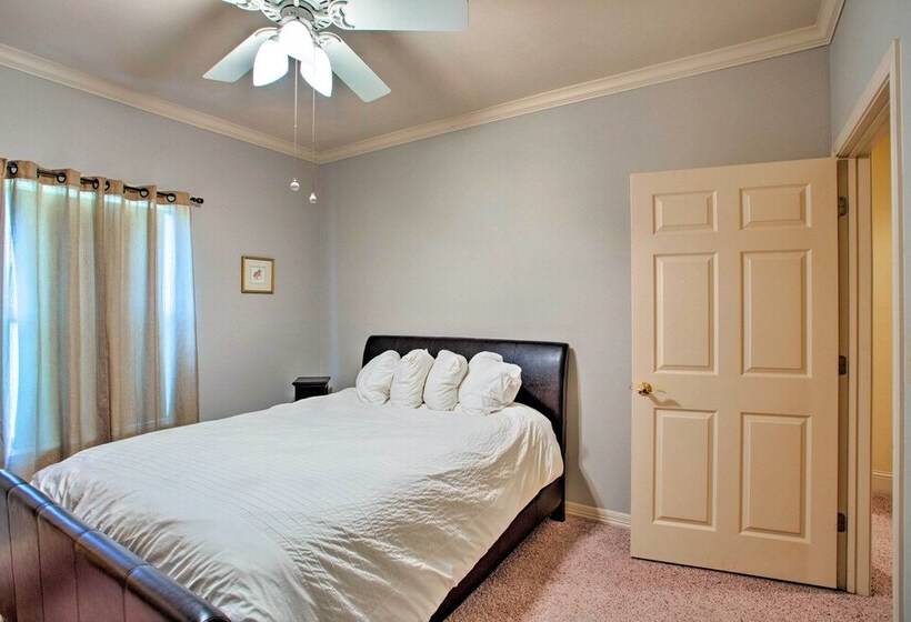 Spacious Stallion Lake Ranch Home W/ Patio