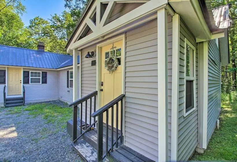 Stylish Mountain Home Near Ski, Golf + Manchester!