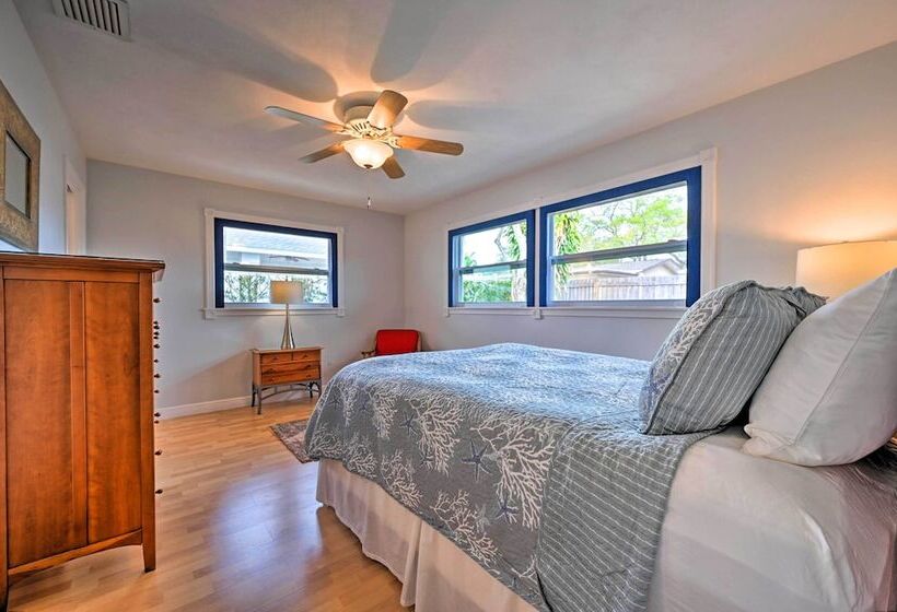 Sunny Largo Retreat: 4 Mi From Indian Rocks Beach!