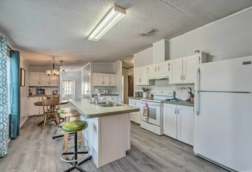 Sunny Retreat ~ 5 Mi To Homosassa State Park