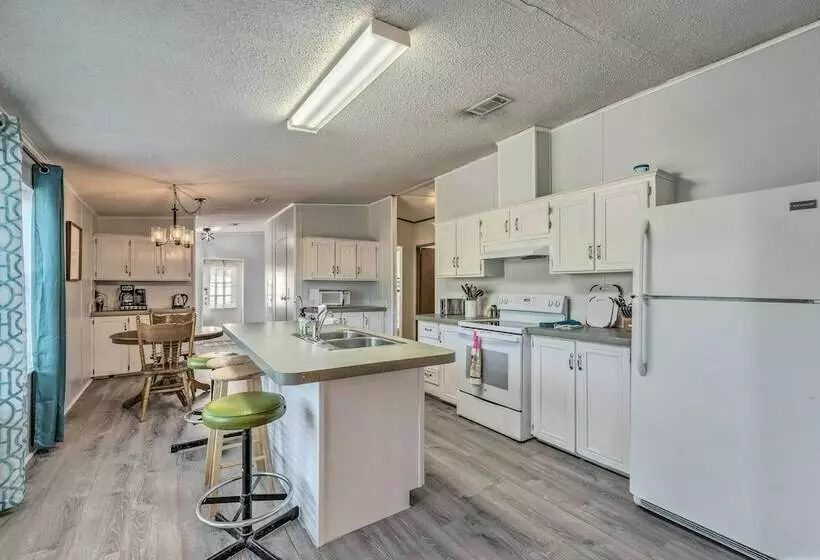 Sunny Retreat ~ 5 Mi To Homosassa State Park