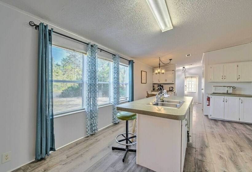 Sunny Retreat ~ 5 Mi To Homosassa State Park