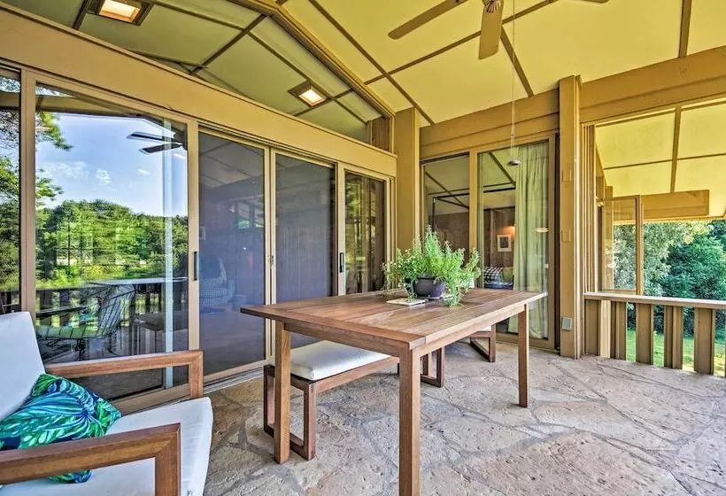 Tranquil Mid Century Modern Cottage W/ Forest View