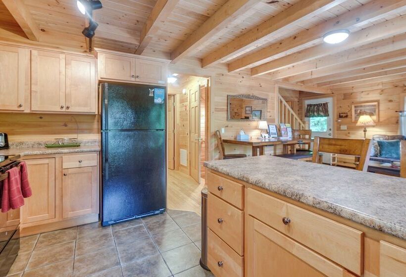 Updated Log Cabin Near Story Land & Diana S Baths!