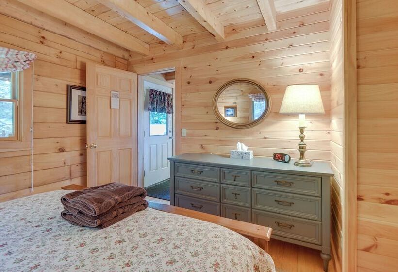 Updated Log Cabin Near Story Land & Diana S Baths!