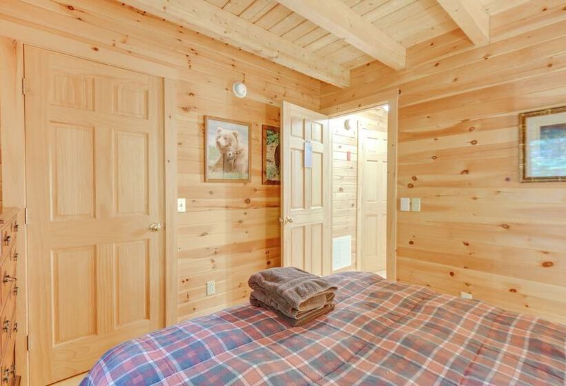 Updated Log Cabin Near Story Land & Diana S Baths!