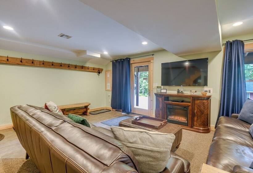 Updated Log Cabin Near Story Land & Diana S Baths!