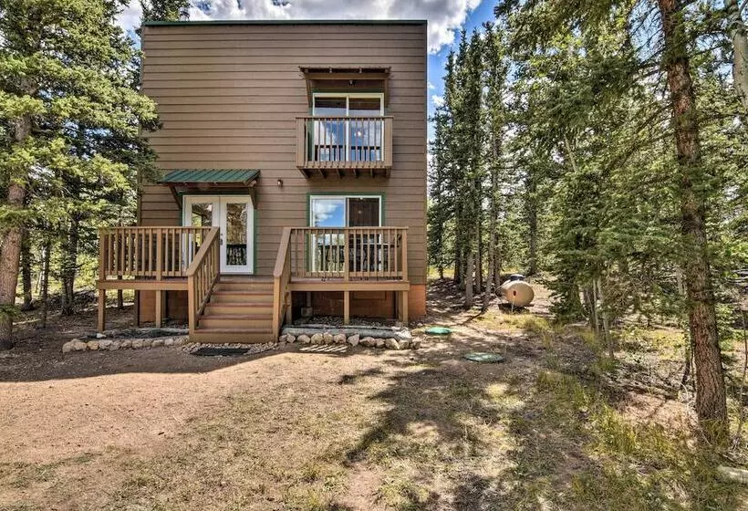 Woodsy Cabin Hideaway W/ Deck: Hike, Fish, Escape