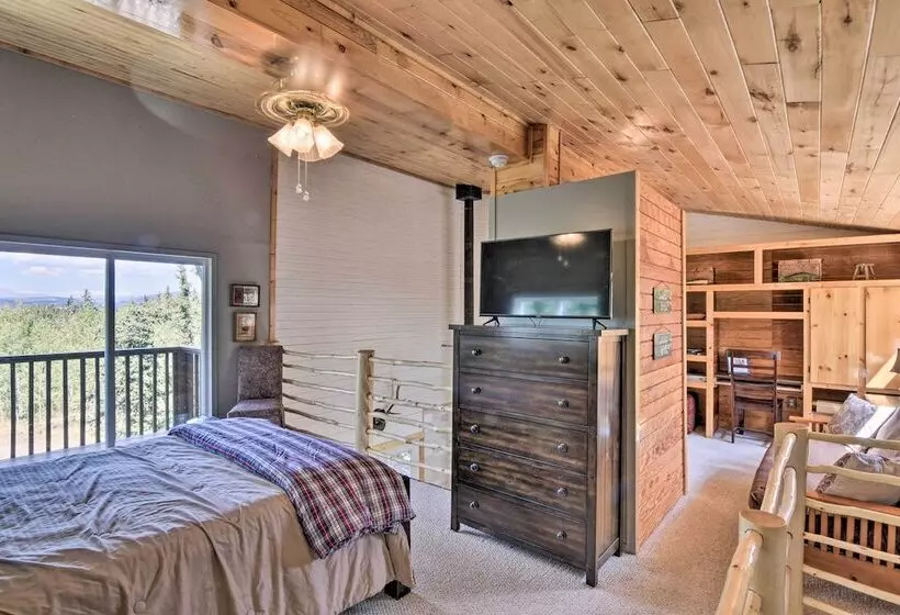 Woodsy Cabin Hideaway W/ Deck: Hike, Fish, Escape