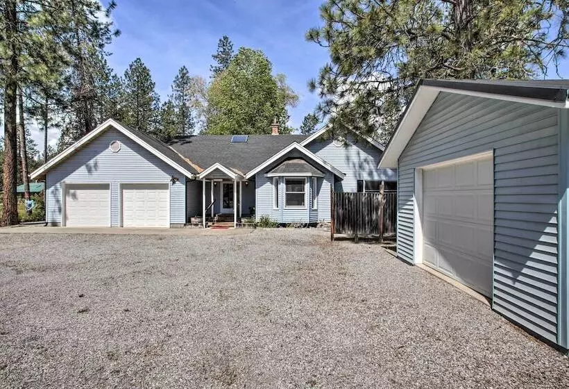 All Seasons Chewelah Home: Fish, Golf & Ski!