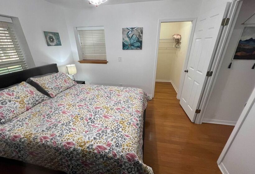 Brooksville Home W/ Lanai ~ 15 Min To Downtown!