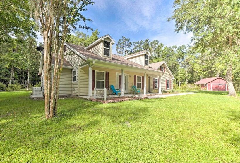 Brooksville Home W/ Lanai ~ 15 Min To Downtown!
