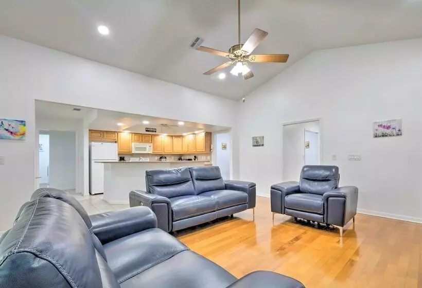 Brooksville Home W/ Lanai ~ 15 Min To Downtown!