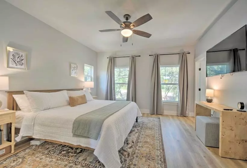 Canyon Lake Home W/ Deck ~ 1 Mi To Comal Park