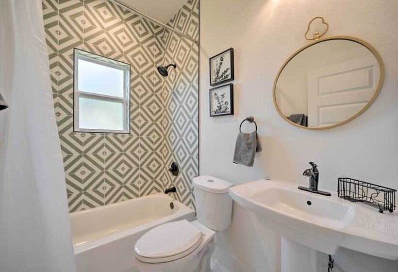 Canyon Lake Home W/ Deck ~ 1 Mi To Comal Park