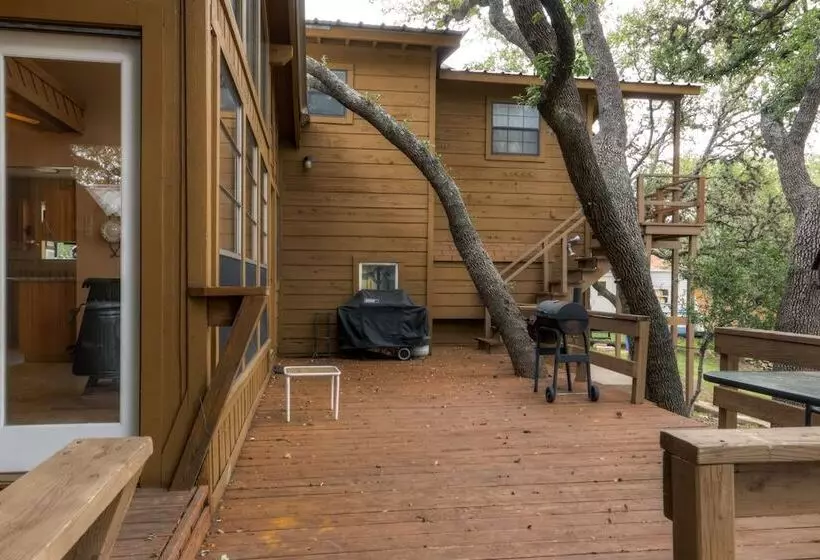 Canyon Lake House W/ Porch, Views + Private Gazebo