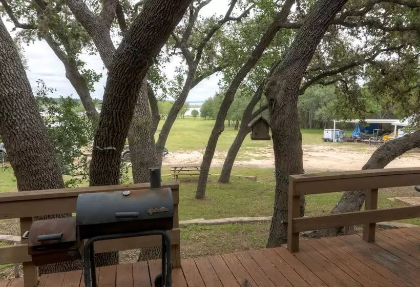 Canyon Lake House W/ Porch, Views + Private Gazebo