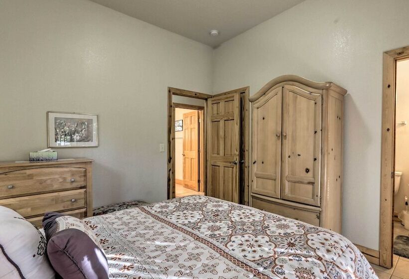 Carnelian Bay Home W/ Hot Tub Near Tahoe Skiing