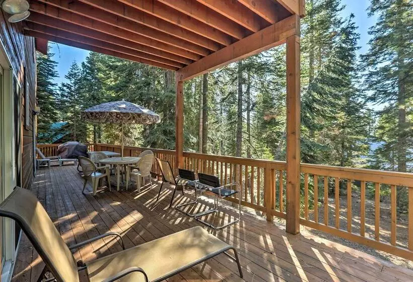 Carnelian Bay Home W/ Hot Tub Near Tahoe Skiing