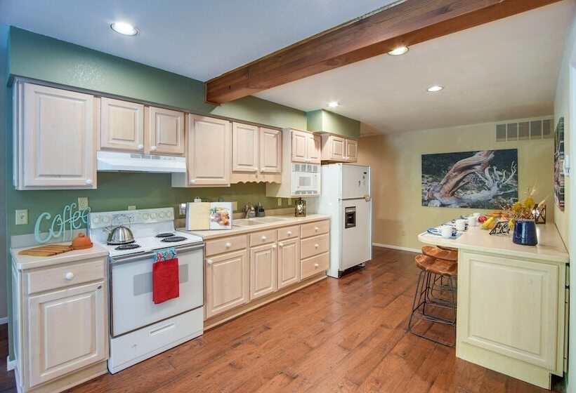 Casa Immaculata  On Chalk Creek W/ Views!