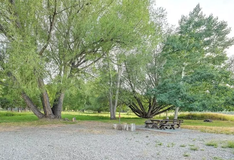 Charming Buena Vista Home W/ Private Hot Tub!