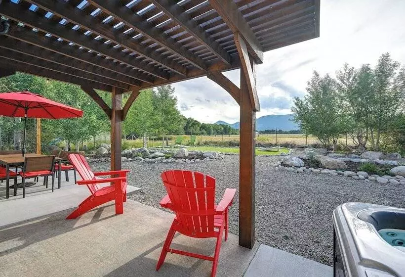 Charming Buena Vista Home W/ Private Hot Tub!