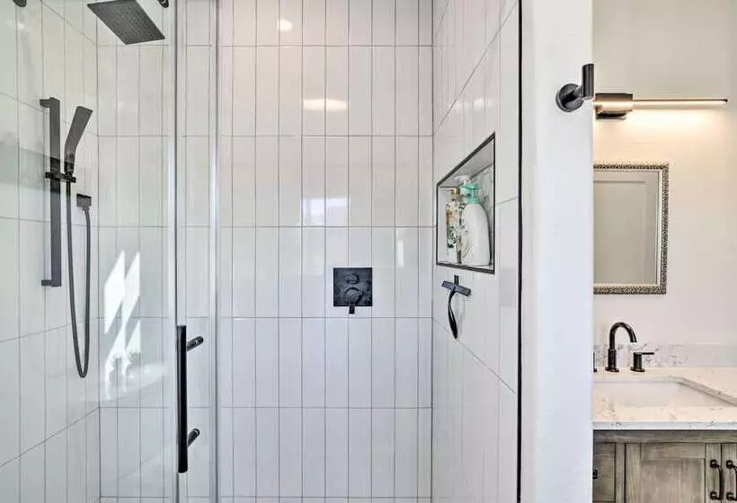 Charming Buena Vista Home W/ Private Hot Tub!