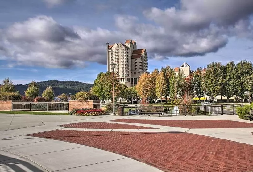 Charming Downtown Coeur D Alene Home With Yard!