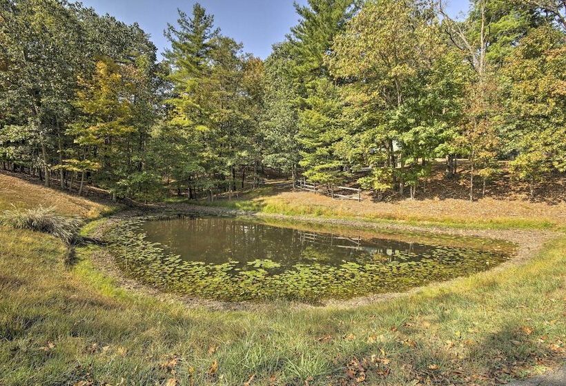 Couples Cabin   5 Mi To Dt Berkeley Springs!