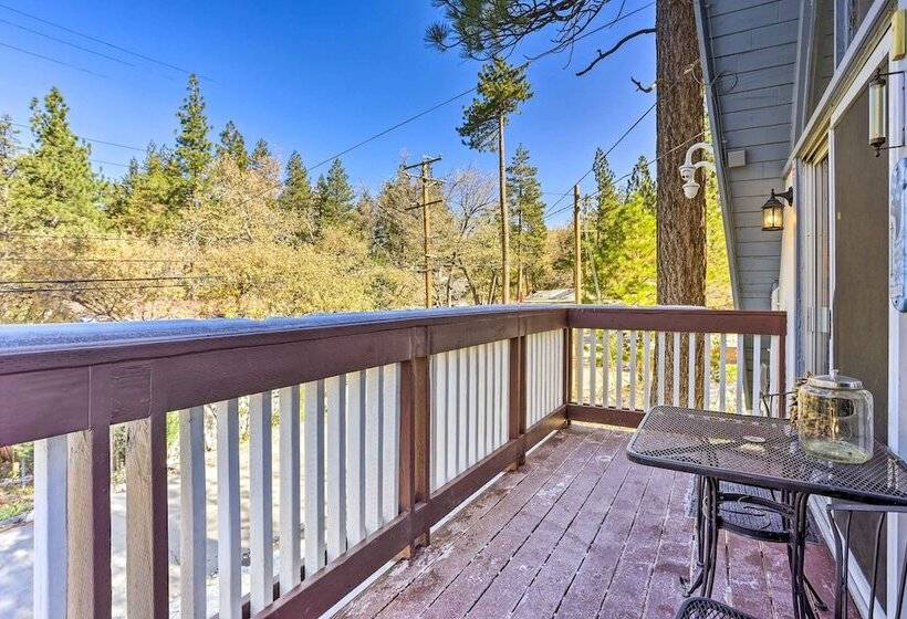 Cozy A Frame W/ Hot Tub Near Arrowbear Lake!