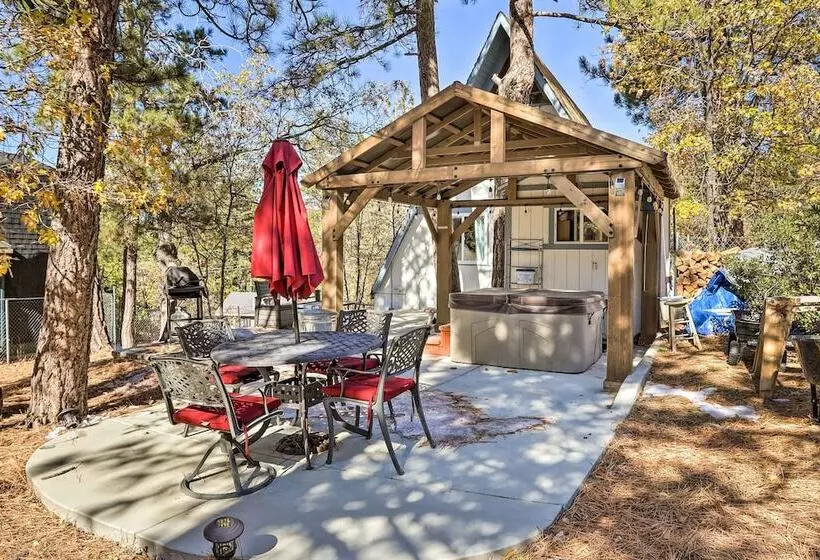 Cozy A Frame W/ Hot Tub Near Arrowbear Lake!