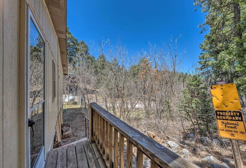 Cozy Cloudcroft Cabin W/ Deck & Gas Grill!