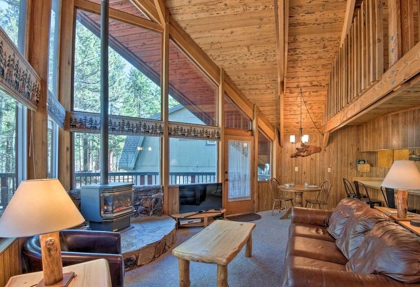 5 Mi To Heavenly Mountain Resort: Tahoe Cabin