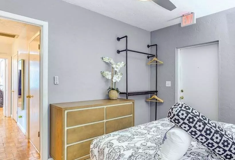 Cozy Gainesville Home ~ 1 Mi To University!