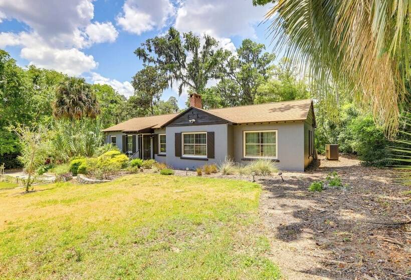 Cozy Gainesville Home ~ 1 Mi To University!