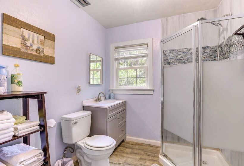 Cozy Gainesville Home ~ 1 Mi To University!