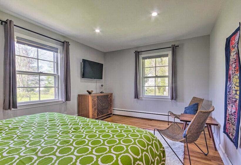 Dog Friendly Home: 1 Mi To Downtown Hendersonville