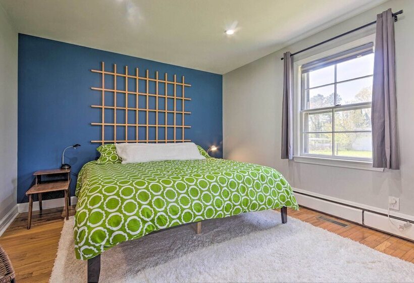 Dog Friendly Home: 1 Mi To Downtown Hendersonville