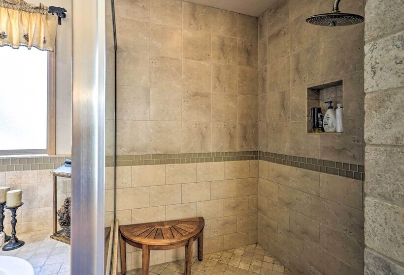 Walk To Ski Lift: Gem W/ Hot Tub In Big Bear Lake