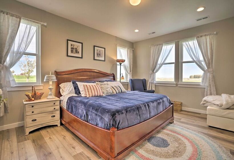 Family Friendly Home Near Potholes State Park