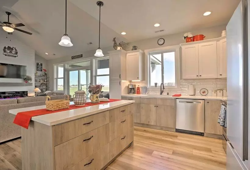 Family Friendly Home Near Potholes State Park
