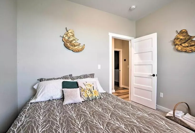 Family Friendly Home Near Potholes State Park