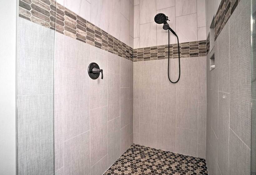 Family Friendly Home Near Potholes State Park