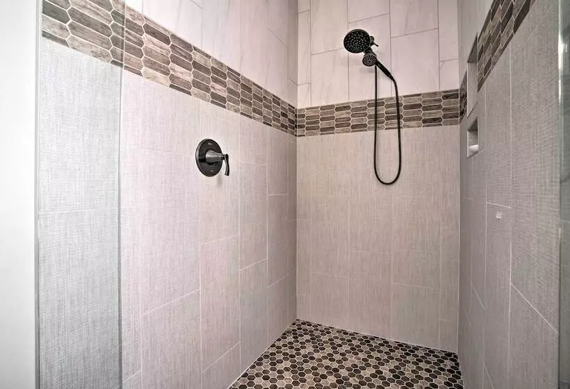 Family Friendly Home Near Potholes State Park
