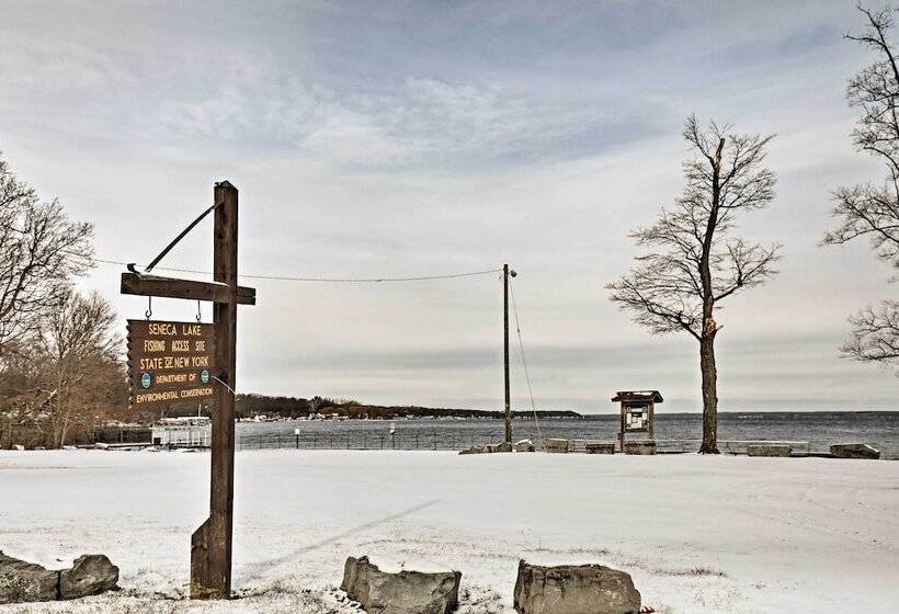 Finger Lakes Retreat W/ Sunroom, Fire Pit & Bbq!