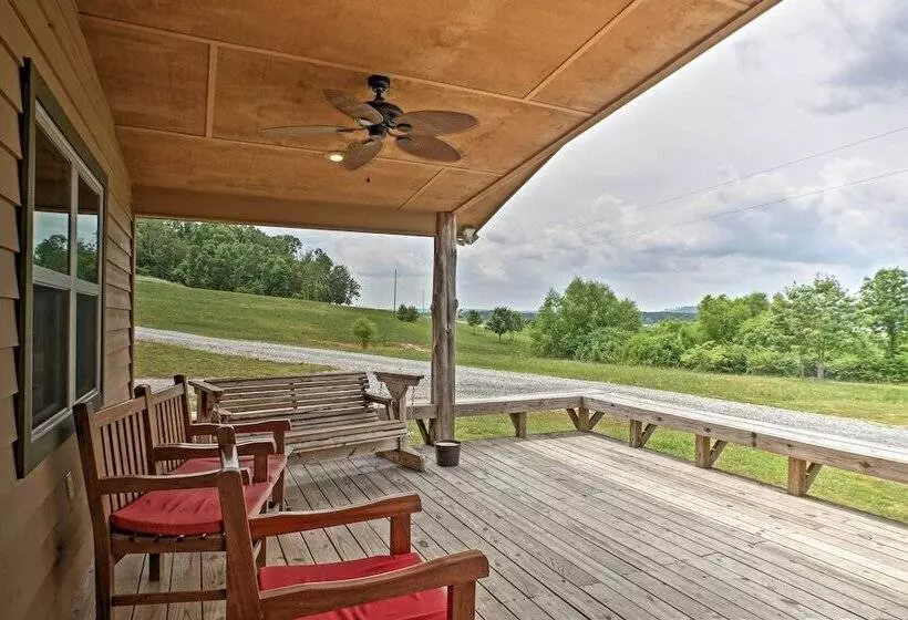 Guntersville Cabin W/ Lake Views!