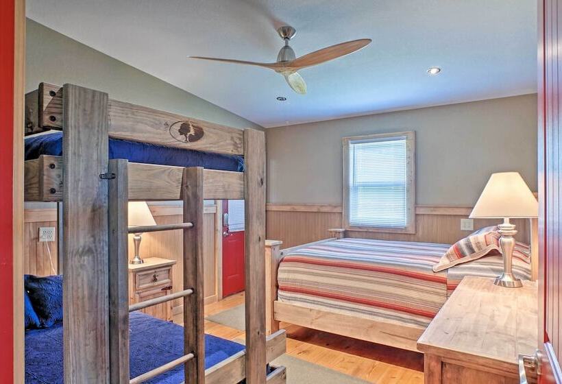 Guntersville Cabin W/ Lake Views!