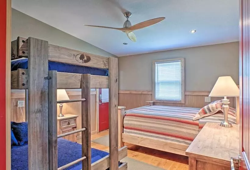 Guntersville Cabin W/ Lake Views!